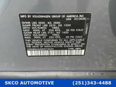 Used 2025  Volkswagen Atlas 2&period;0T SE w&sol;Technology 4MOTION at SKCO Automotive near Mobile&comma; AL