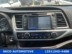 Used 2019  Toyota Highlander 4d SUV FWD XLE at SKCO Automotive near Mobile&comma; AL