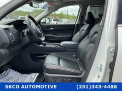 Used 2023  Nissan Pathfinder SL 4WD at SKCO Automotive near Mobile&comma; AL