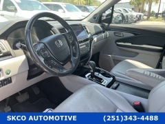 Used 2019  Honda Ridgeline Crew Cab AWD RTL-E at SKCO Automotive near Mobile&comma; AL