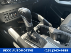 Used 2022  Nissan Frontier Crew Cab 4x2 SV Auto at SKCO Automotive near Mobile&comma; AL