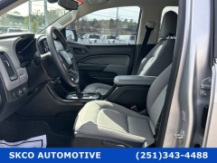 Used 2019  Chevrolet Colorado 4WD Crew Cab WT at SKCO Automotive near Mobile&comma; AL