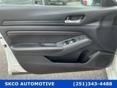 Used 2019  Nissan Altima 4d Sedan FWD 2&period;5L SR at SKCO Automotive near Mobile&comma; AL