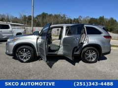 Used 2018  Toyota Highlander 4d SUV AWD XLE at SKCO Automotive near Mobile&comma; AL