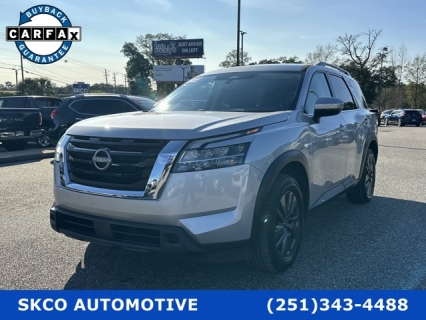 2022 Nissan Pathfinder SV