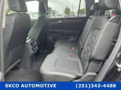 Used 2025  Volkswagen Atlas 2&period;0T SE w&sol;Technology FWD at SKCO Automotive near Mobile&comma; AL