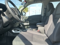 Used 2024  Nissan Frontier Crew Cab 4x4 SV at SKCO Automotive near Mobile&comma; AL