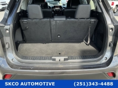 Used 2021  Toyota Highlander XLE FWD at SKCO Automotive near Mobile&comma; AL