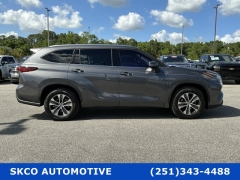 Used 2021  Toyota Highlander XLE FWD at SKCO Automotive near Mobile&comma; AL