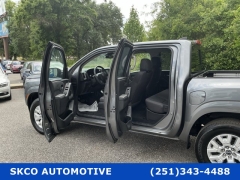 Used 2024  Nissan Frontier Crew Cab 4x2 SV at SKCO Automotive near Mobile&comma; AL