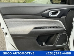 Used 2023  Jeep Compass Latitude Lux 4x4 at SKCO Automotive near Mobile&comma; AL