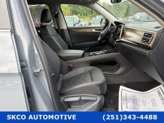 Used 2025  Volkswagen Atlas 2&period;0T SE w&sol;Technology 4MOTION at SKCO Automotive near Mobile&comma; AL