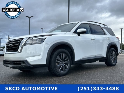 2022 Nissan Pathfinder SV
