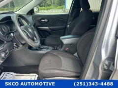 Used 2021 Jeep Cherokee Latitude FWD at SKCO Automotive near Mobile, AL