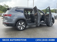 Used 2025  Volkswagen Atlas 2&period;0T SE w&sol;Technology 4MOTION at SKCO Automotive near Mobile&comma; AL