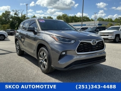 Used 2021  Toyota Highlander XLE FWD at SKCO Automotive near Mobile&comma; AL