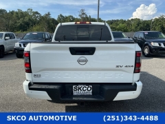 Used 2024  Nissan Frontier Crew Cab 4x4 SV at SKCO Automotive near Mobile&comma; AL