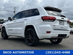 Used 2020  Jeep Grand Cherokee 4d SUV 2WD Laredo Altitude at SKCO Automotive near Mobile, AL