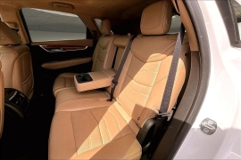 Used 2019  Cadillac XT5 4d SUV AWD Platinum at Pre-Owned Plus near San Antonio&comma; TX