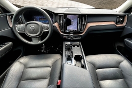 Used 2022 Volvo XC60 B5 AWD Momentum at Pre-Owned Plus near San Antonio, TX