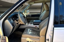 Used 2013  Ford Expedition 4d SUV 2WD XLT at Pre-Owned Plus near San Antonio&comma; TX