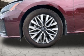 Used 2023  Nissan Altima 2&period;5 SV Sedan at Pre-Owned Plus near San Antonio&comma; TX