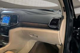Used 2020  Jeep Grand Cherokee 4d SUV 4WD Overland V8 at Pre-Owned Plus near San Antonio&comma; TX
