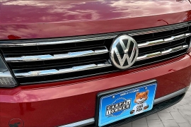 Used 2018  Volkswagen Tiguan 4d SUV SE at Pre-Owned Plus near San Antonio, TX