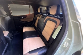 Used 2025  Chevrolet Equinox FWD 4dr ACTIV w&sol;XDB at Pre-Owned Plus near San Antonio&comma; TX