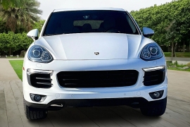 Used 2018  Porsche Cayenne 4d SUV AWD Platinum at Pre-Owned Plus near San Antonio&comma; TX