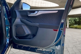 Used 2020  Ford Escape 4d SUV FWD SE at Pre-Owned Plus near San Antonio&comma; TX