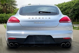 Used 2016  Porsche Panamera E-Hybrid 4d Hatchback RWD S at Pre-Owned Plus near San Antonio&comma; TX