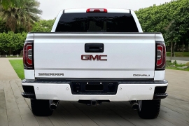 Used 2017  GMC Sierra 1500 4WD Crew Cab Denali at Pre-Owned Plus near San Antonio&comma; TX