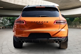 Used 2018  Porsche Macan 4d SUV AWD S at Pre-Owned Plus near San Antonio, TX