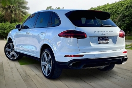 Used 2018  Porsche Cayenne 4d SUV AWD Platinum at Pre-Owned Plus near San Antonio&comma; TX