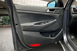 Used 2019  Hyundai Tucson 4d SUV AWD Ultimate at Pre-Owned Plus near San Antonio&comma; TX