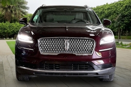 Used 2022  Lincoln Nautilus Reserve AWD at Pre-Owned Plus near San Antonio&comma; TX