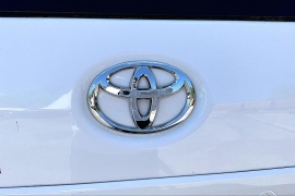 Used 2017  Toyota Sienna 4d Wagon SE at Pre-Owned Plus near San Antonio&comma; TX