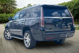 Used 2020  Cadillac Escalade 4d SUV RWD Luxury at Pre-Owned Plus near San Antonio&comma; TX