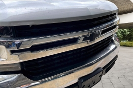 Used 2020  Chevrolet Silverado 1500 2WD Crew Cab LT Texas Edition at Pre-Owned Plus near San Antonio&comma; TX