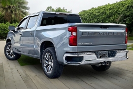 Used 2020  Chevrolet Silverado 1500 2WD Crew Cab LT Texas Edition at Pre-Owned Plus near San Antonio&comma; TX