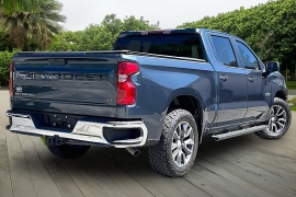 Used 2020  Chevrolet Silverado 1500 2WD Crew Cab LT Texas Edition at Pre-Owned Plus near San Antonio&comma; TX