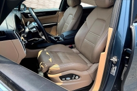 Used 2019 Porsche Cayenne 4d SUV AWD at Pre-Owned Plus near San Antonio, TX