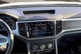 Used 2021  Volkswagen Atlas 2021&period;5 3&period;6L V6 SE w&sol;Technology FWD at Pre-Owned Plus near San Antonio&comma; TX