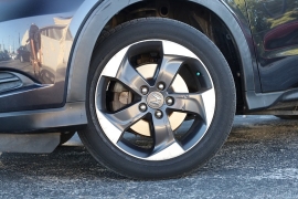 Used 2018  Honda HR-V 4d SUV AWD EX at Pre-Owned Plus near San Antonio&comma; TX