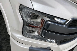 Used 2018  Ford F-150 4WD SuperCrew Platinum 5 1&sol;2 at Pre-Owned Plus near San Antonio&comma; TX