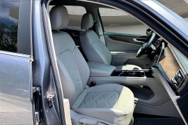 Used 2024  Volkswagen Atlas 2&period;0T SE w&sol;Technology FWD at Pre-Owned Plus near San Antonio&comma; TX