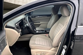 Used 2020  Ford Fusion Hybrid 4d Sedan FWD SE at Pre-Owned Plus near San Antonio&comma; TX