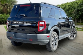 Used 2023  Ford Bronco Sport Outer Banks 4x4 at Pre-Owned Plus near San Antonio&comma; TX