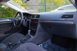 Used 2019  Volkswagen e-Golf 4d Hatchback SE at Pre-Owned Plus near San Antonio, TX